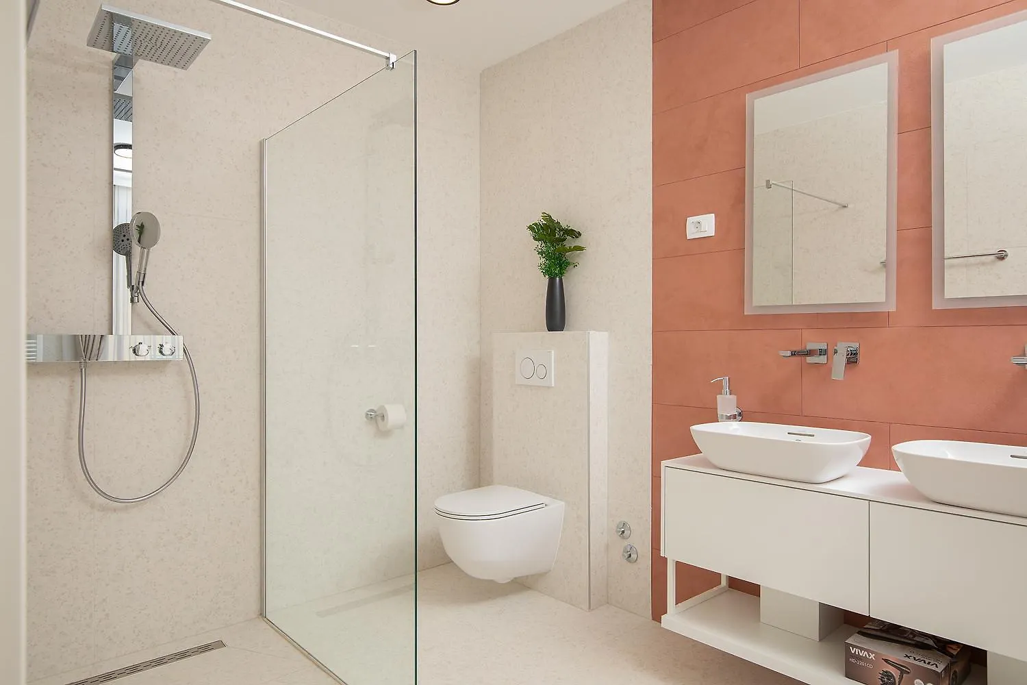 Villa Isla Verde For 10 People With Private Pool & Sauna Only 10 Meters From The Sea Medulin