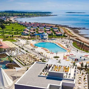4* Vakantiepark Arena Grand Kazela Homes